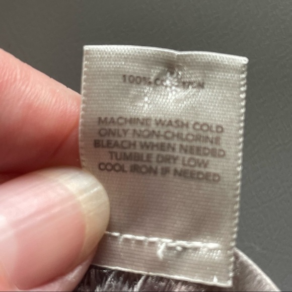 Loft Zebra Print Cotton Blouse Keyhole Tie Neck Size Medium - Picture 8 of 10